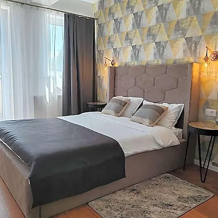 Anto 3* Брашов